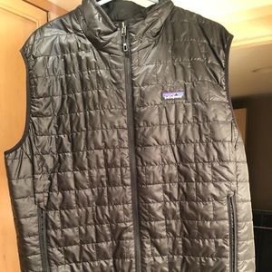 Patagonia vest size XL